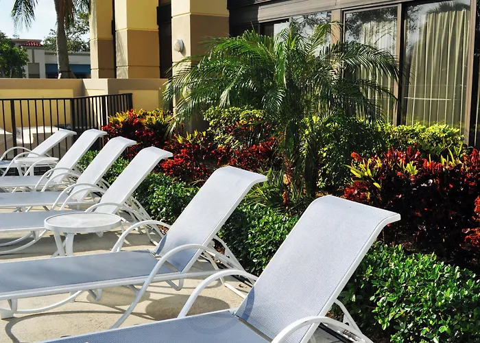 Holiday Inn Express Boca Raton - West By Ihg