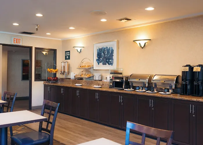 Maple Tree Inn