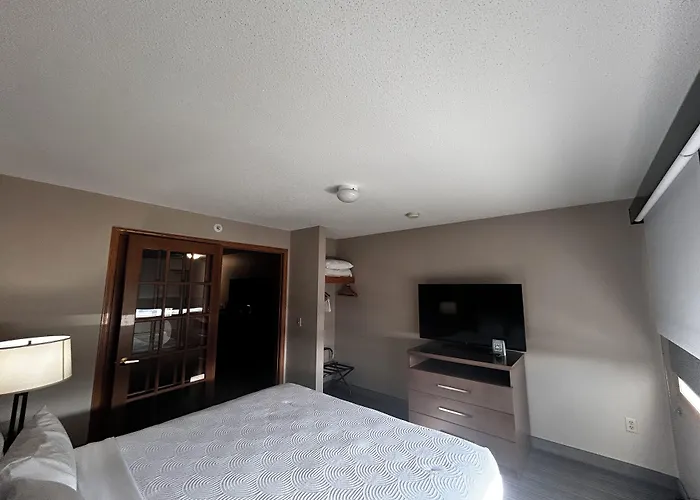 Country Inn & Suites By Radisson, Baxter, Mn