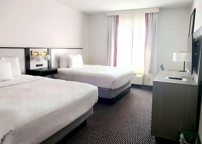 Ramada By Wyndham Columbia