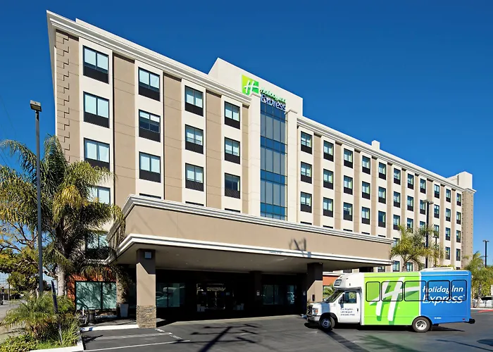 Holiday Inn Express Los Angeles Lax Airport By Ihg