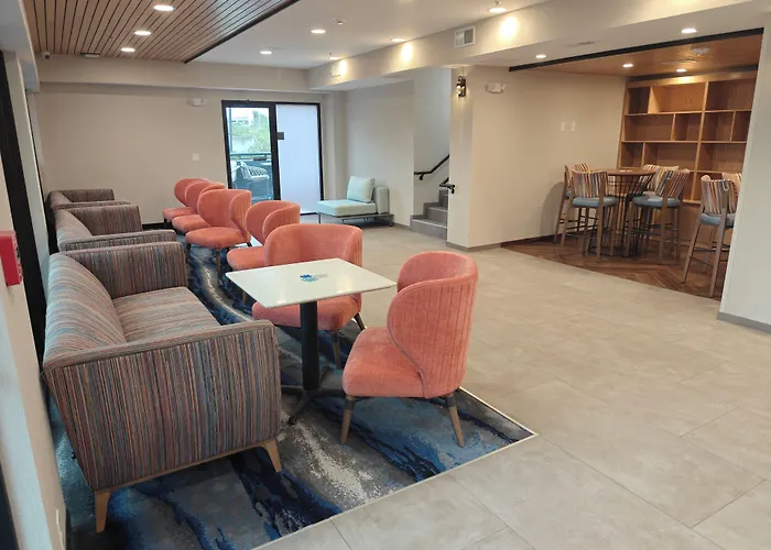Fairfield By Marriott Inn & Suites Charleston Downtown