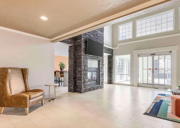 Best Western Plus Grand Manor Inn