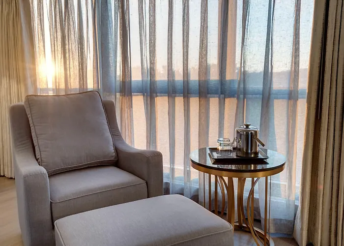 Sheraton Eatontown Hotel