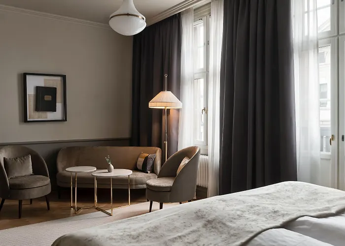 Elite Hotel Savoy