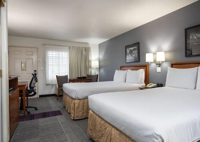 Atherton Park Inn And Suites