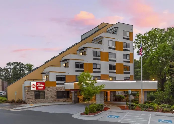 Best Western Plus Raleigh Crabtree Valley Hotel