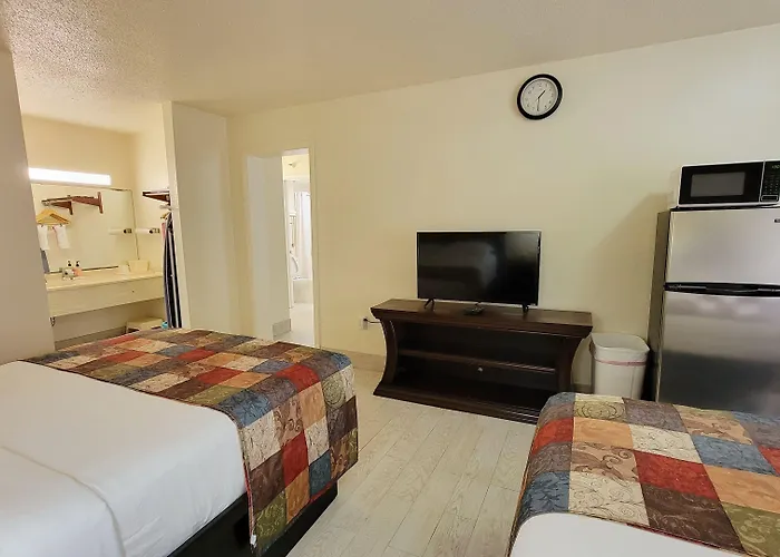Simple Rewards Inn