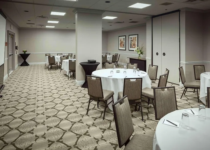Hilton Suites Brentwood