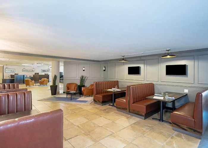 Doubletree By Hilton Portland, Me
