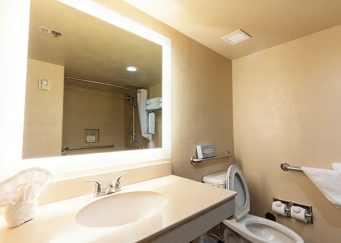 Grand Canyon Hotel & Suites