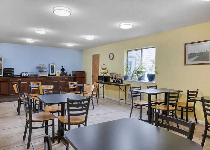 Surestay By Best Western Massena