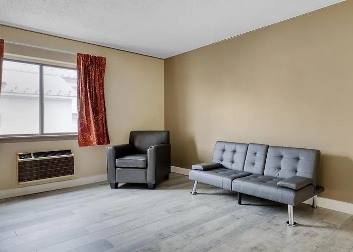 Surestay By Best Western Massena