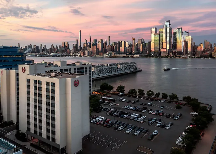 Sheraton Lincoln Harbor Hotel