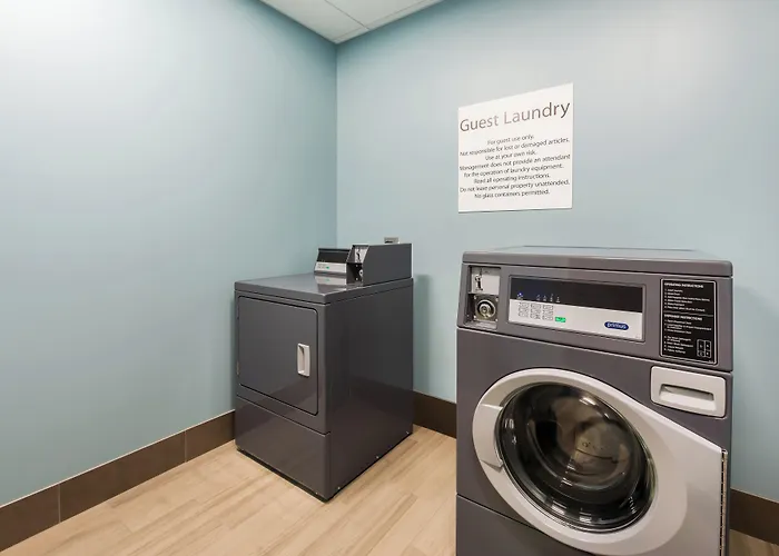 Holiday Inn Express & Suites West Plains Southwest By Ihg