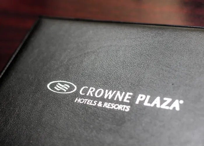 Crowne Plaza Cleveland Airport