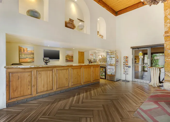 Best Western Plus Arroyo Roble Hotel & Creekside Villas