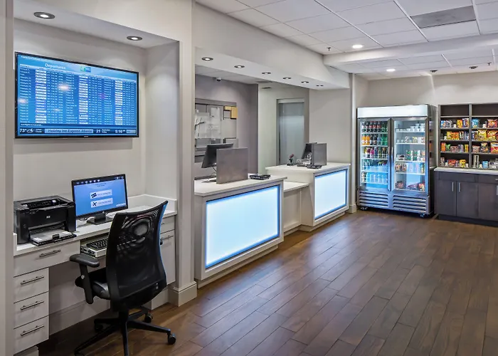 Holiday Inn Express Atlanta Airport-College Park By Ihg