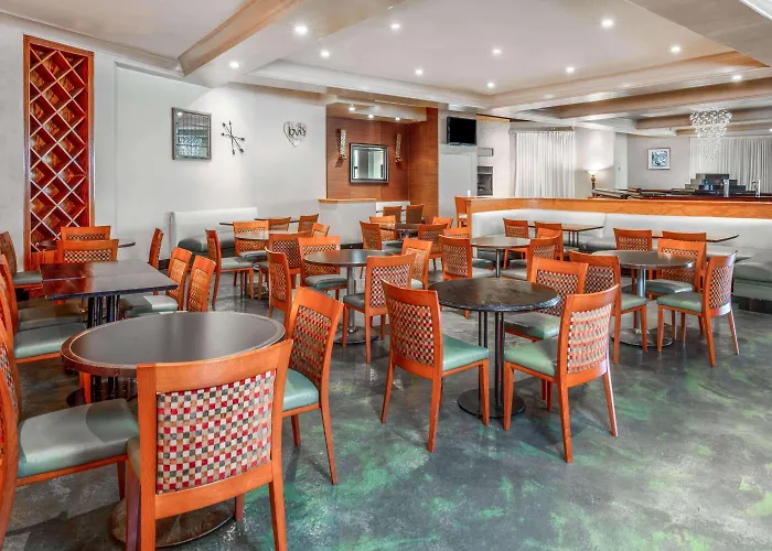 La Quinta By Wyndham Secaucus Meadowlands