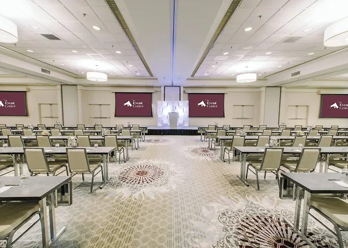Courtyard By Marriott Nashua