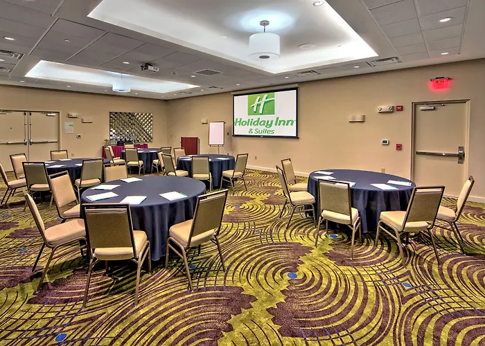 Holiday Inn & Suites Tupelo North By Ihg
