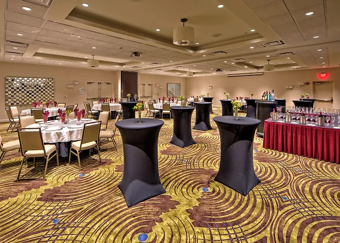 Holiday Inn & Suites Tupelo North By Ihg