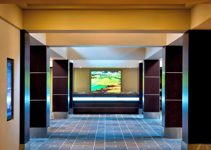 Trumbull Marriott Shelton