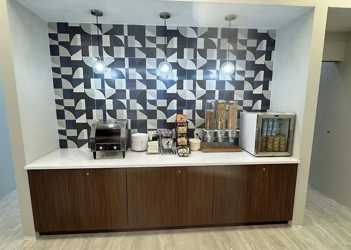 La Quinta By Wyndham New Haven