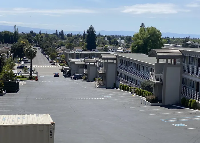 Budget Inn Of Hayward