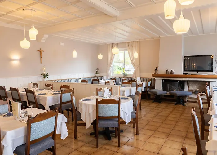 Village Hotel Lucia