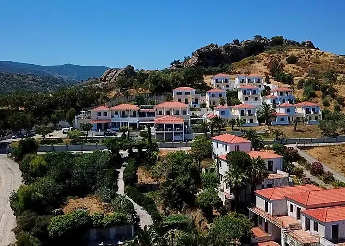 Clara Resort