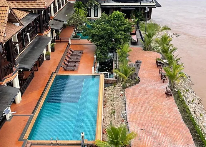 Pon Arena Hotel