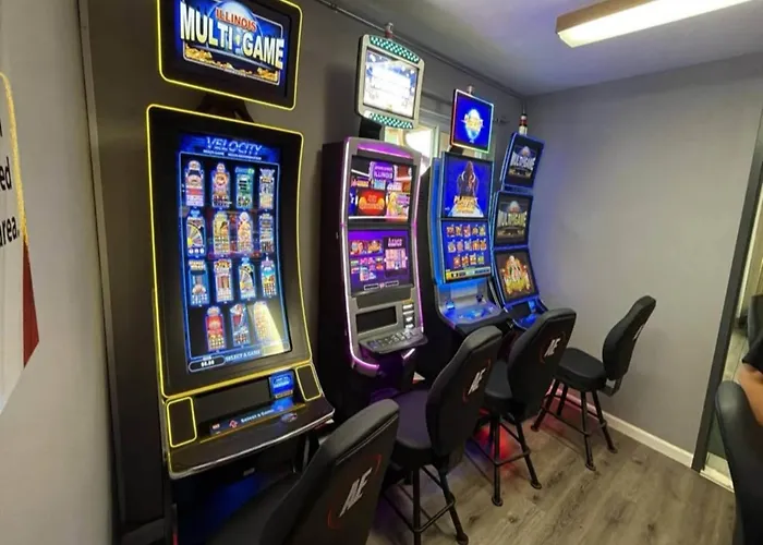Quality Inn & Suites Woodstock Near Lake Geneva