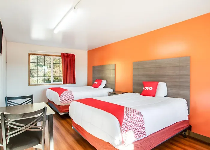 Oyo Hotel Kalama
