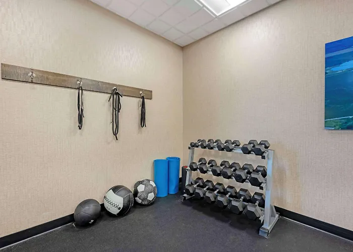 Best Western Plus Lakeview Hotel