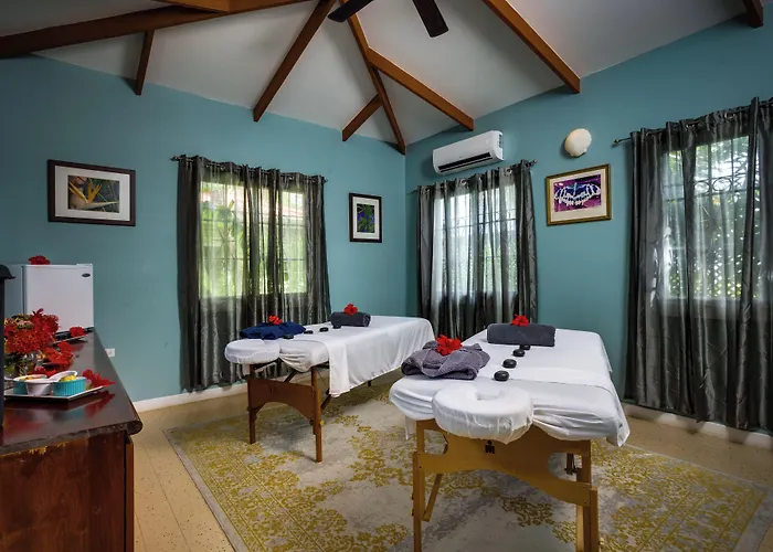 Harbour View Boutique Hotel & Wellness Retreat
