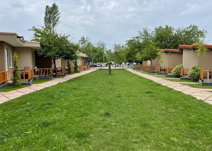 Kıraz Beach Otel