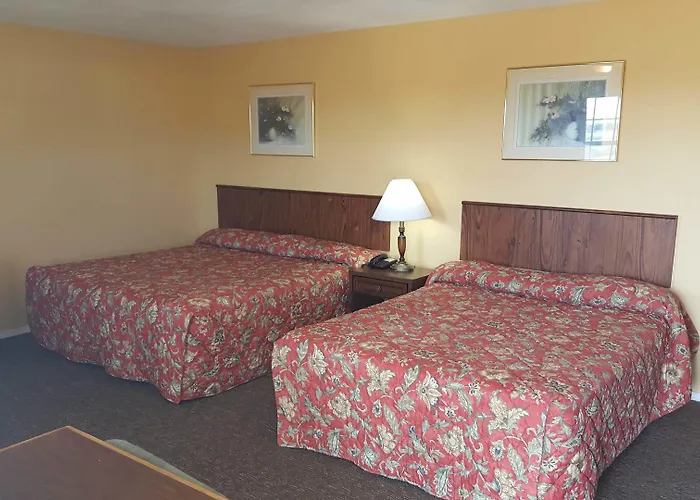 Lake Eufaula Inn & Suites