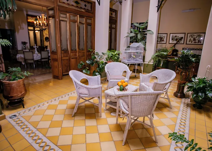 Grand Casa Naranjos, Hospedaje Alteno