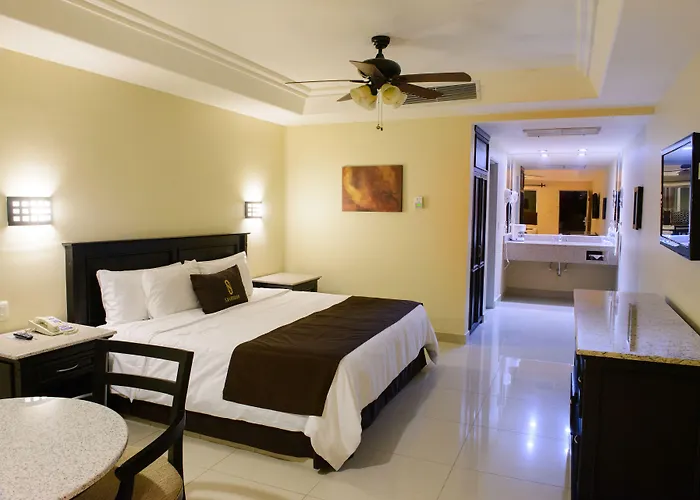 Hotel Santorian