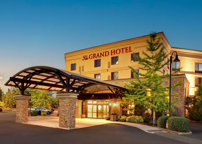 Grand Hotel At Bridgeport