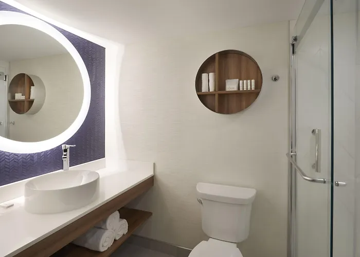 Fairfield By Marriott Niagara Falls, Canada