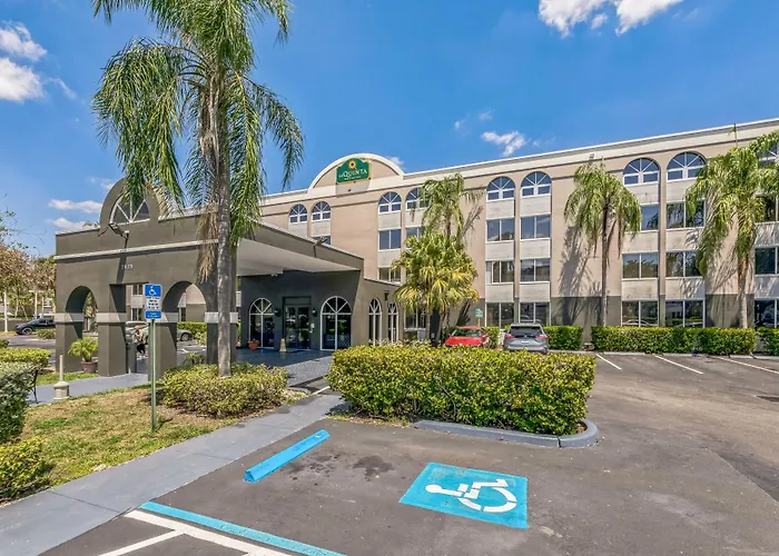 La Quinta By Wyndham Miami Lakes