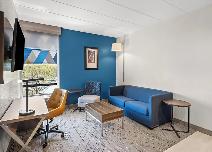 Holiday Inn Express Boston North-Woburn By Ihg
