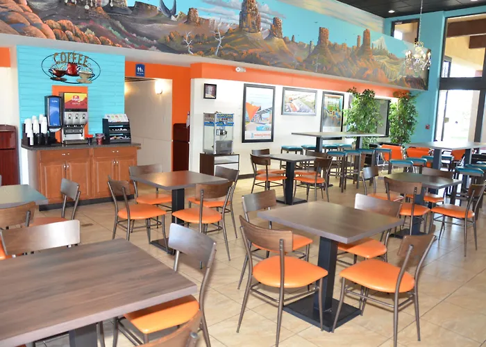 Howard Johnson By Wyndham Yuma