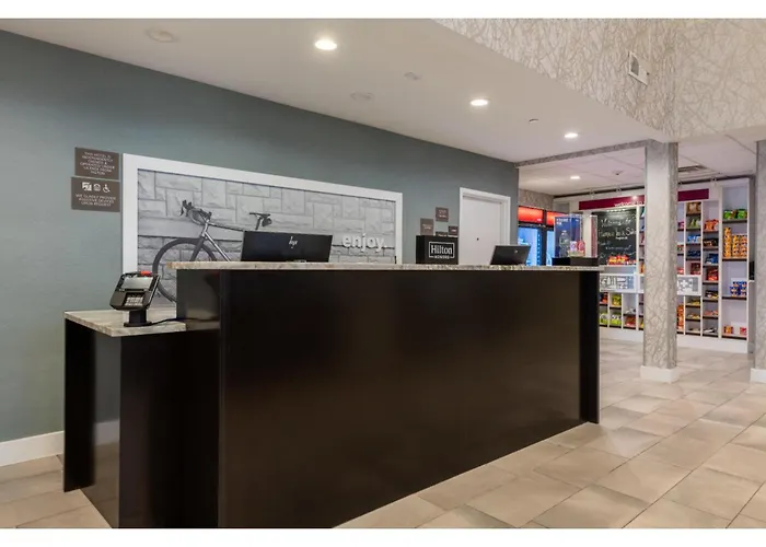 Hampton Inn & Suites Boston/Stoughton, Ma