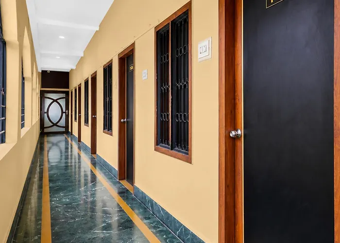 Hotel O Badambadi Bus Terminal Road Formerly Shree Ram Guest House