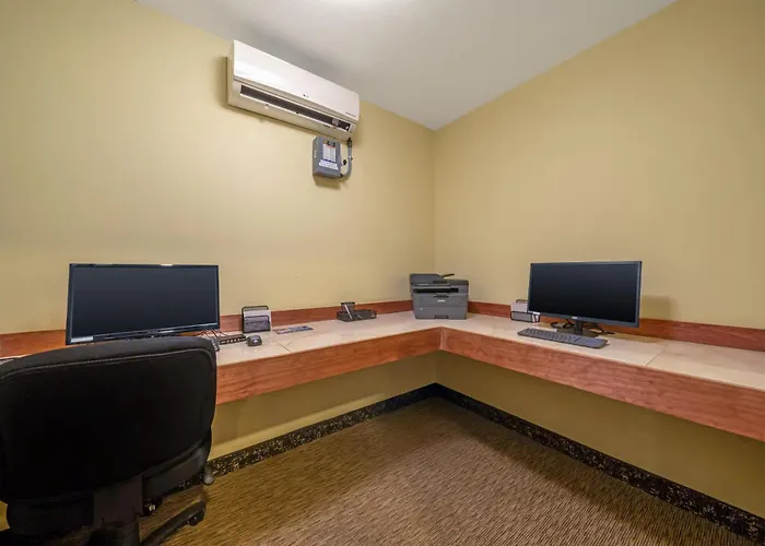 Best Western Plus Grapevine Inn