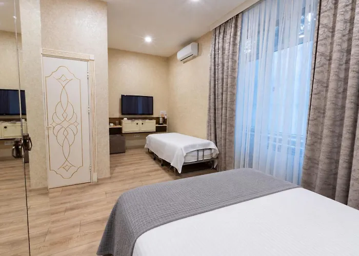 Midcity Hotel