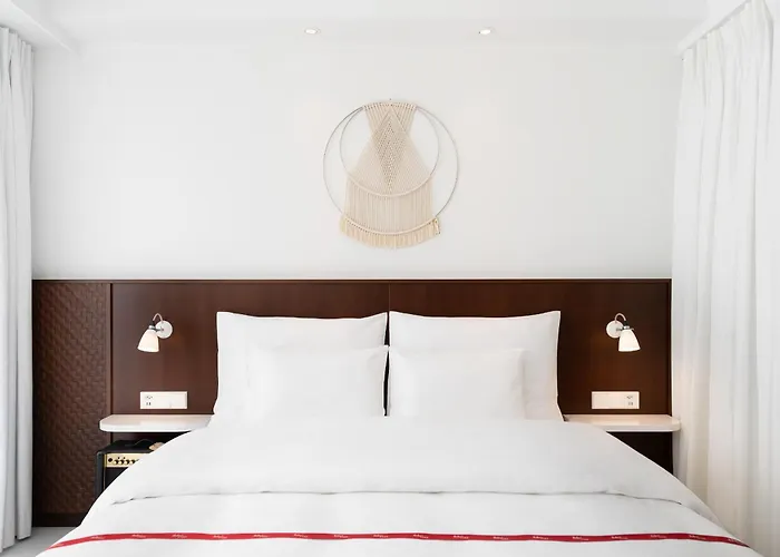 Ruby Claire Hotel Geneva By Ihg
